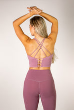 Load image into Gallery viewer, UPFITCLO LADIES SPORTS BRA PURPLE